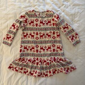 Like new Girls size 8 Christmas flannel Nightgown